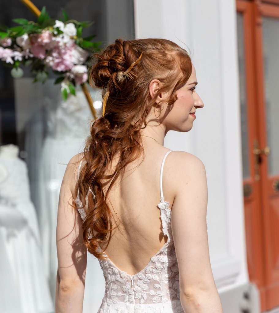 Hochzeiten brautkleid hinten