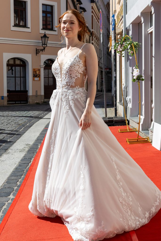 Hochzeiten brautmode 2