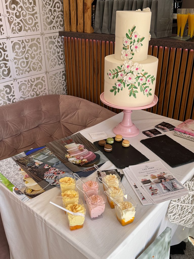 Season Opening bei BeU-Bridal in Löbau – Hochzeit, Brautmode & Inspiration hochzeitstorte